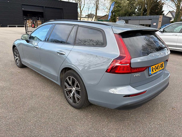 Volvo v60 2.0 b3 automaat hybride personenauto - afbeelding 9 van  14
