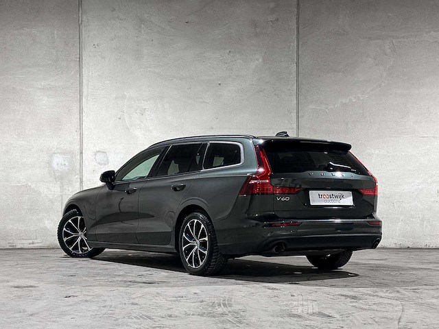 Volvo v60 2.0 b3 momentum advantage 163pk 2020 (origineel-nl+1e eigenaar), k-370-bf - afbeelding 6 van  27