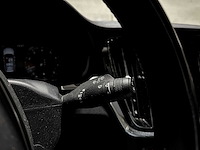 Volvo v60 2.0 b3 momentum advantage 163pk 2020 (origineel-nl+1e eigenaar), k-370-bf - afbeelding 15 van  38