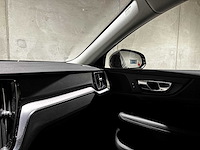 Volvo v60 2.0 b3 momentum advantage 163pk 2020 (origineel-nl+1e eigenaar), k-370-bf - afbeelding 18 van  31