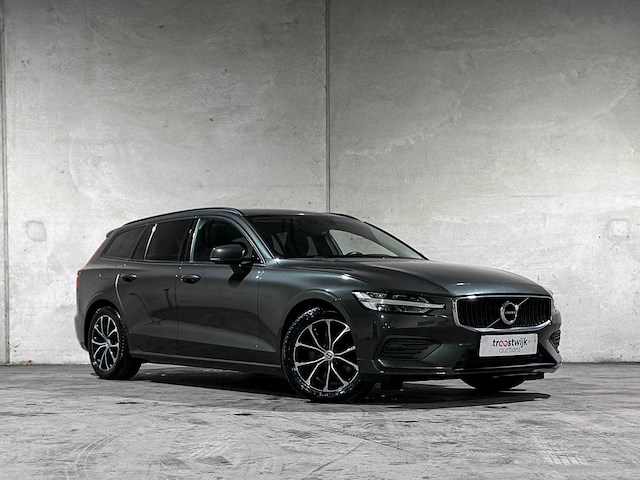 Volvo v60 2.0 b3 momentum advantage 163pk 2020 (origineel-nl+1e eigenaar), k-370-bf - afbeelding 30 van  31