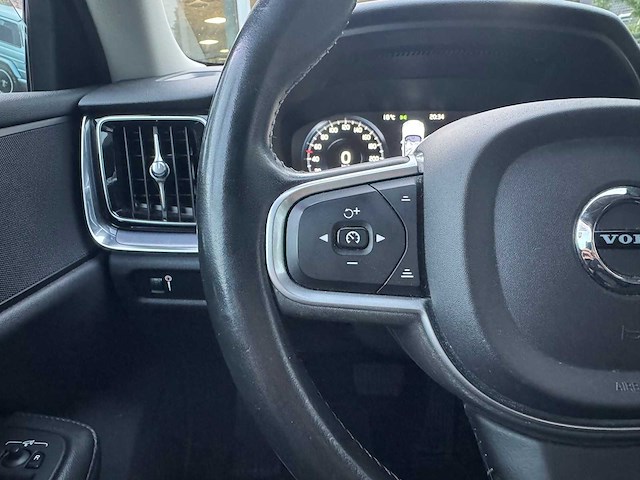 Volvo v60 2.0 b3 momentum advantage 2020 | k-277-dk - afbeelding 10 van  35