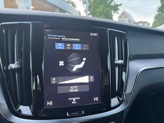 Volvo v60 2.0 b3 momentum advantage 2020 | k-277-dk - afbeelding 18 van  35