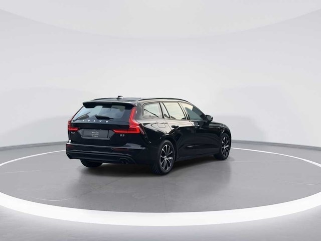 Volvo v60 2.0 b3 momentum advantage | k-277-dk - afbeelding 3 van  35