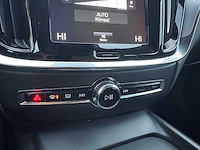 Volvo v60 2.0 b3 momentum advantage | k-277-dk - afbeelding 20 van  35