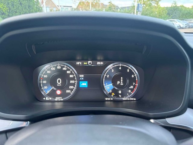 Volvo v60 2.0 b3 momentum advantage | k-277-dk - afbeelding 30 van  35