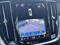 Volvo v60 2.0 b3 plus dark | s-019-tk - afbeelding 2 van  25