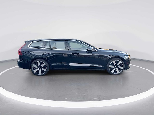 Volvo v60 2.0 b3 plus dark | s-019-tk - afbeelding 3 van  25