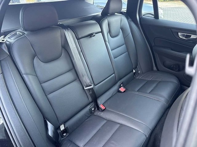 Volvo v60 2.0 b3 plus dark | s-019-tk - afbeelding 9 van  33