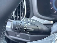Volvo v60 2.0 b3 plus dark | s-019-tk - afbeelding 18 van  33