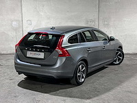 Volvo v60 2.0 d2 nordic+ 120pk 2017 (origineel-nl + 1e eigenaar), pr-131-k - afbeelding 2 van  26