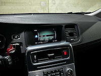 Volvo v60 2.0 d2 nordic+ 120pk 2017 (origineel-nl + 1e eigenaar), pr-131-k - afbeelding 15 van  26