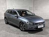 Volvo v60 2.0 d2 nordic+ 120pk 2017 (origineel-nl + 1e eigenaar), pr-131-k - afbeelding 24 van  26