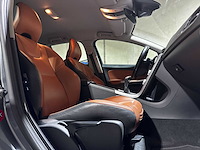 Volvo v60 2.0 d2 nordic+ 120pk 2017 (origineel-nl + 1e eigenaar), pr-131-k - afbeelding 32 van  41