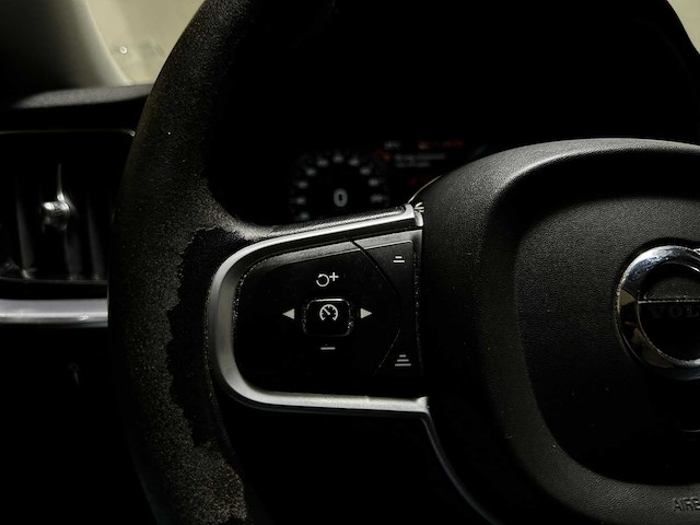 Volvo v60 2.0 d3 inscription 150pk 2020, t-509-fb - afbeelding 15 van  57