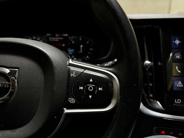 Volvo v60 2.0 d3 inscription 150pk 2020, t-509-fb - afbeelding 57 van  57