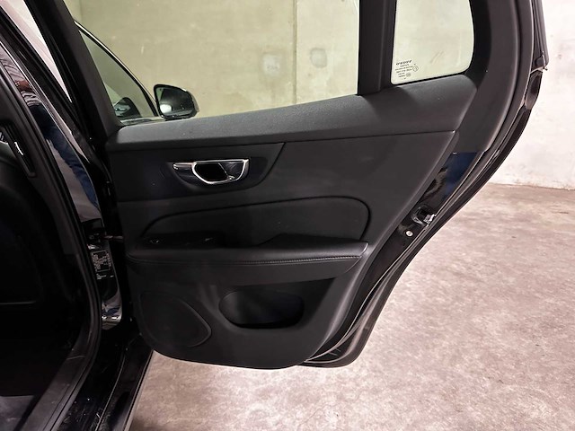 Volvo v60 2.0 d3 inscription 150pk 2020, t-509-fb - afbeelding 26 van  57