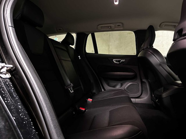 Volvo v60 2.0 d3 inscription 150pk 2020, t-509-fb - afbeelding 27 van  57
