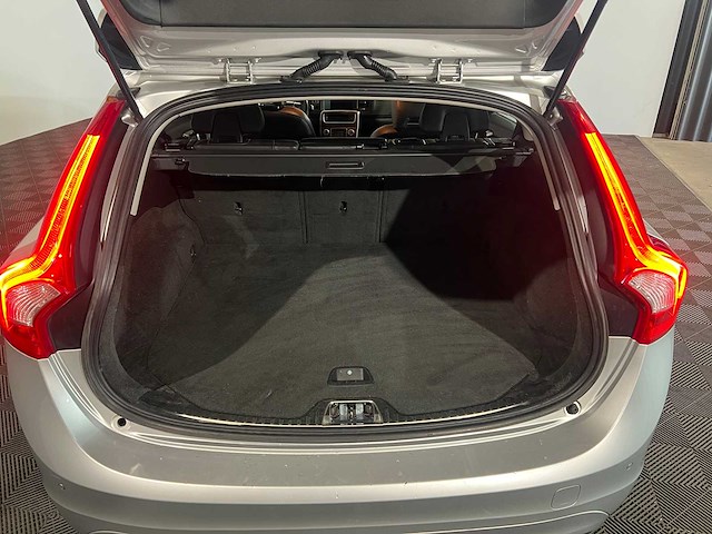 Volvo v60 2.0 d3, pr-243-z - afbeelding 8 van  12