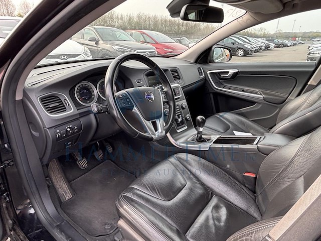 Volvo v60 2.0 d3 summum start/stop, 2011 - afbeelding 3 van  32