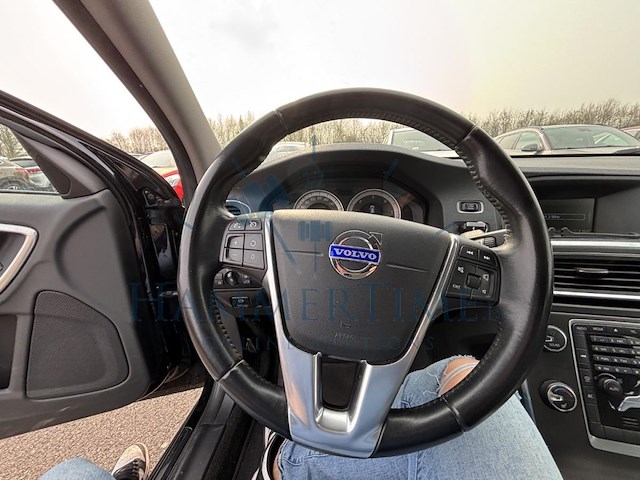 Volvo v60 2.0 d3 summum start/stop, 2011 - afbeelding 9 van  32