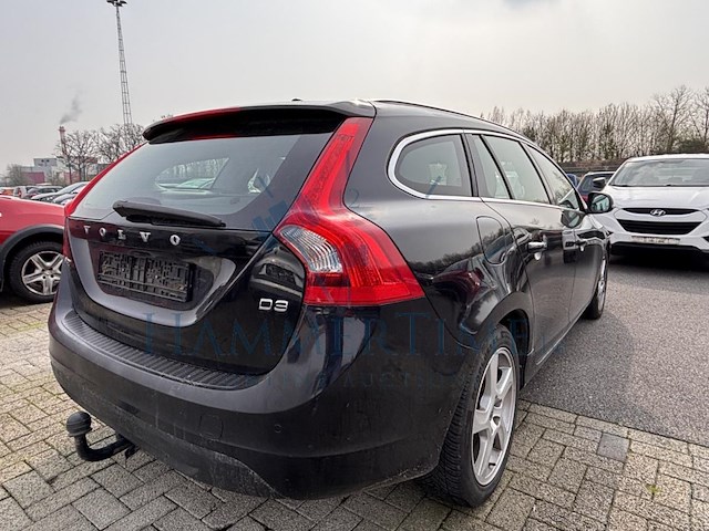 Volvo v60 2.0 d3 summum start/stop, 2011 - afbeelding 28 van  32