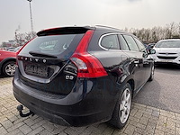 Volvo v60 2.0 d3 summum start/stop, 2011 - afbeelding 28 van  32