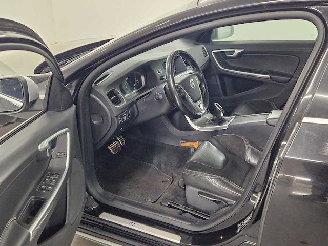 Volvo v60 2.0 d4 business sport; sg-347-d - afbeelding 20 van  20