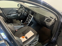 Volvo v60 2.0 d4 r-design, 3-zlt-69 - afbeelding 18 van  19