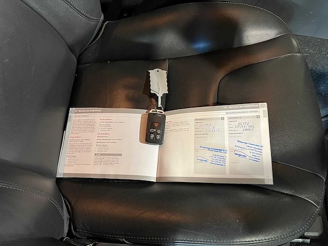 Volvo v60 2.0 d4 summum automaat, 5-ztt-99 - afbeelding 18 van  23