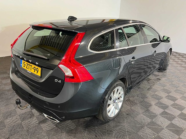Volvo v60 2.0 d4 summum automaat, 5-ztt-99 - afbeelding 20 van  23