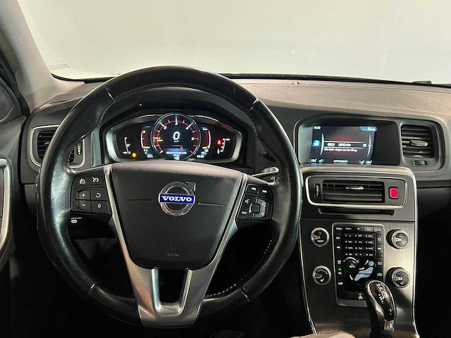 Volvo v60 2.0 d4 summum automaat, 5-ztt-99 - afbeelding 10 van  23