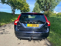 Volvo v60 2.0 t4 kinetic ; st-311-n - afbeelding 8 van  10