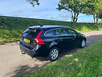 Volvo v60 2.0 t4 kinetic ; st-311-n - afbeelding 9 van  10