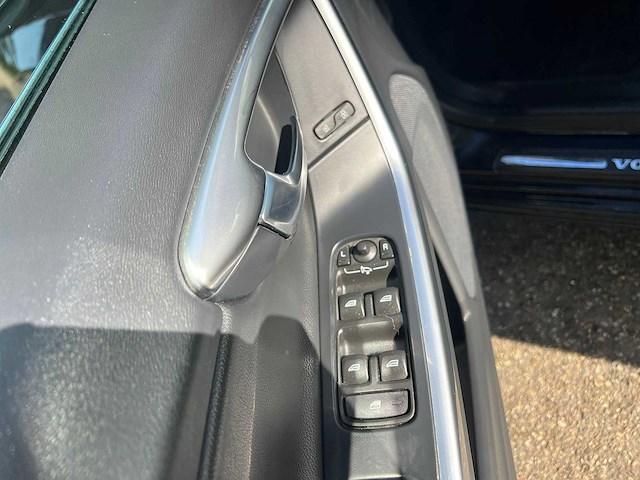 Volvo v60 2.0 t4 kinetic ; st-311-n - afbeelding 5 van  11