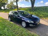 Volvo v60 2.0 t4 kinetic ; st-311-n - afbeelding 9 van  27