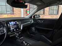 Volvo v60 2.0 t4 moment.pro 188pk 2019, zp-740-l - afbeelding 13 van  48