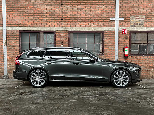 Volvo v60 2.0 t4 moment.pro 188pk 2019, zp-740-l - afbeelding 48 van  48