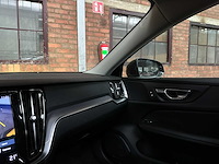 Volvo v60 2.0 t4 moment.pro 188pk 2019, zp-740-l - afbeelding 15 van  32
