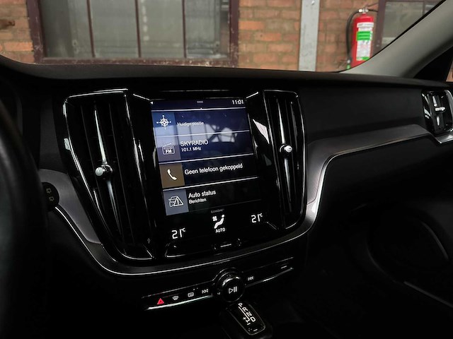 Volvo v60 2.0 t4 moment.pro 188pk 2019, zp-740-l - afbeelding 25 van  44
