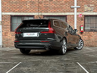Volvo v60 2.0 t4 momentum proline 188pk 2019 (original-nl), zp-740-l - afbeelding 1 van  18