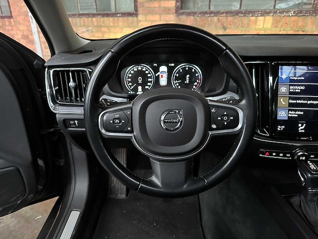 Volvo v60 2.0 t4 momentum proline 188pk 2019 (original-nl), zp-740-l - afbeelding 2 van  18