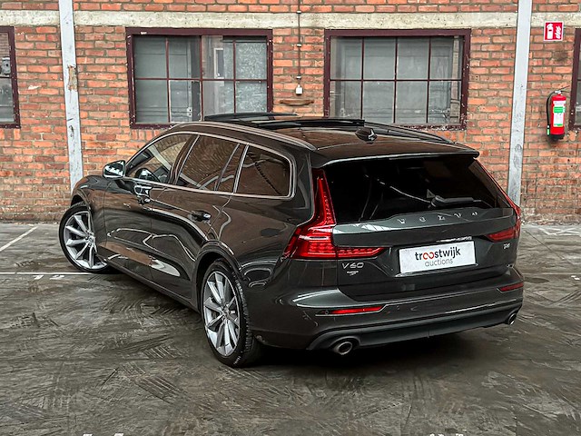 Volvo v60 2.0 t4 momentum proline 188pk 2019 (original-nl), zp-740-l - afbeelding 11 van  33