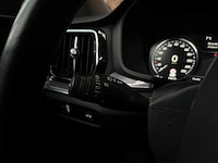 Volvo v60 2.0 t4 momentum proline 188pk 2019 (original-nl), zp-740-l - afbeelding 18 van  33