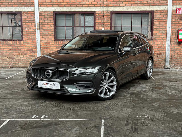 Volvo v60 2.0 t4 momentum proline 188pk 2019 (original-nl), zp-740-l - afbeelding 2 van  33