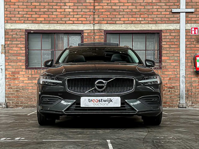Volvo v60 2.0 t4 momentum proline 188pk 2019 (original-nl), zp-740-l - afbeelding 4 van  33