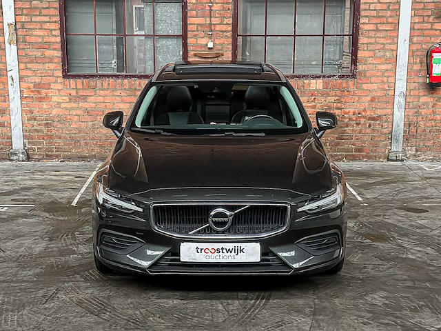 Volvo v60 2.0 t4 momentum proline 188pk 2019 (original-nl), zp-740-l - afbeelding 5 van  33