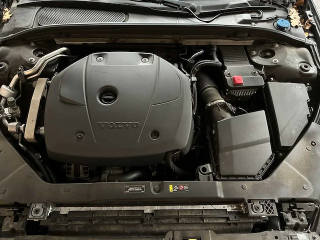 Volvo v60 2.0 t4 momentum proline 188pk 2019 (original-nl), zp-740-l - afbeelding 36 van  49
