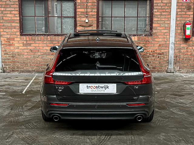 Volvo v60 2.0 t4 momentum proline 188pk 2019 (original-nl), zp-740-l - afbeelding 6 van  45