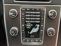 Volvo v60 2.0 t5 summum 2011 | 38-sbg-7 - afbeelding 18 van  40